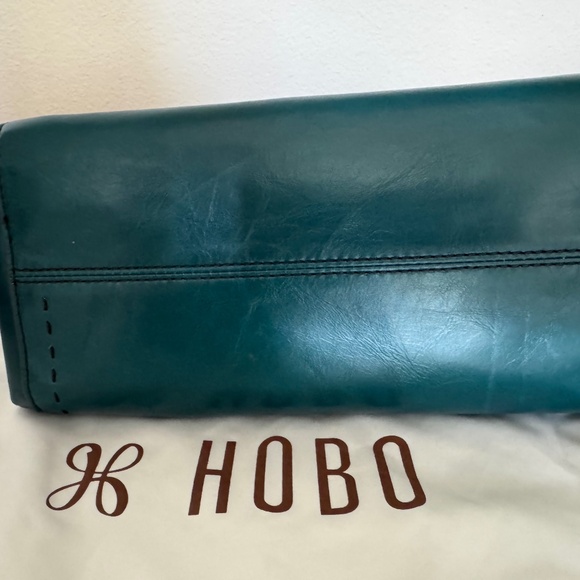 NWT International HOBO Seneca Shoulder Crossbody Purse - Picture 5 of 11